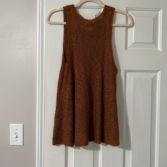 Rust colored knit tank top. - Picture 3 of 3